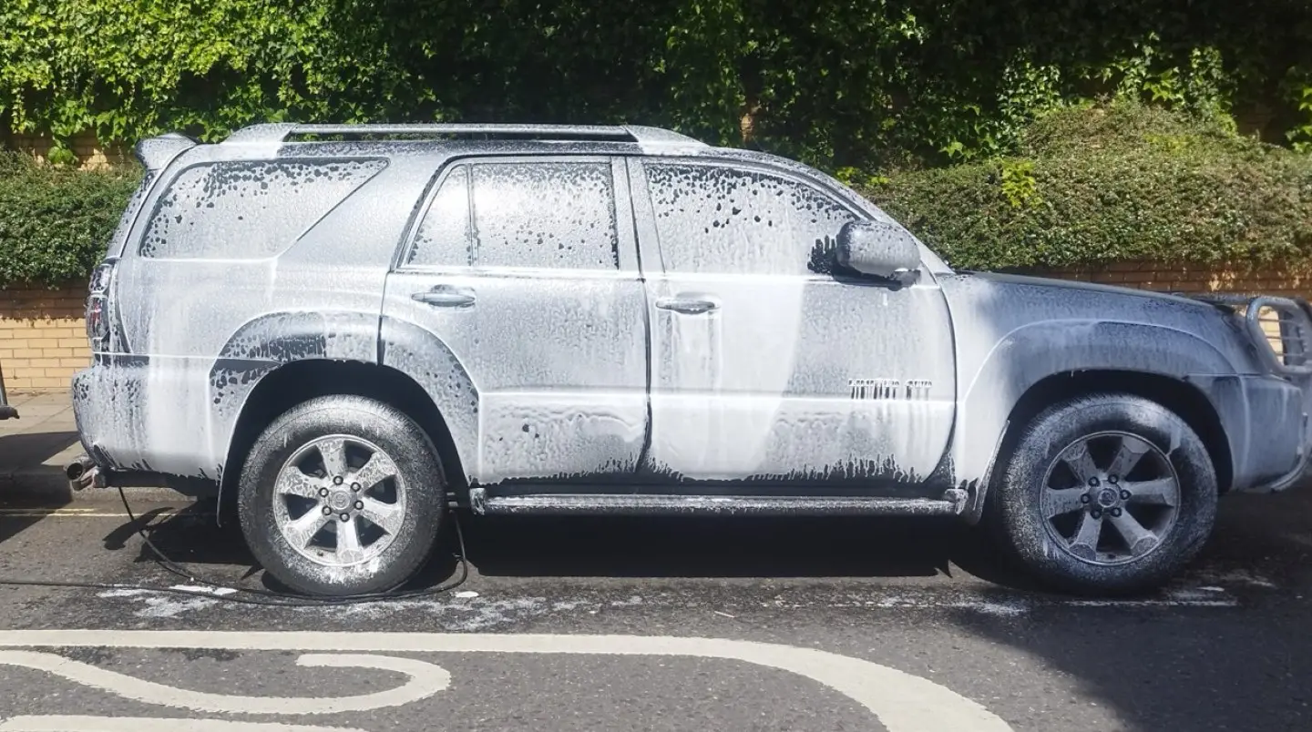 Ecoverde mobile valeting van on a West London street